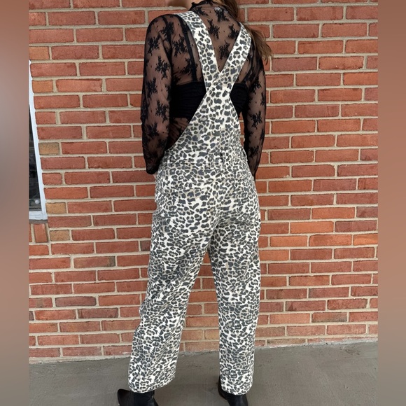 Aaron and Amber Wildside Overalls Jumpsuit Barrel Leg Leopard Print Pants - Picture 9 of 13